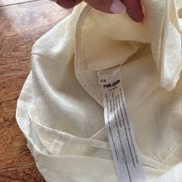 Cult Gaia Off the Shoulder Cream Ivory Crop Silk Top XS - Picture 4 of 5